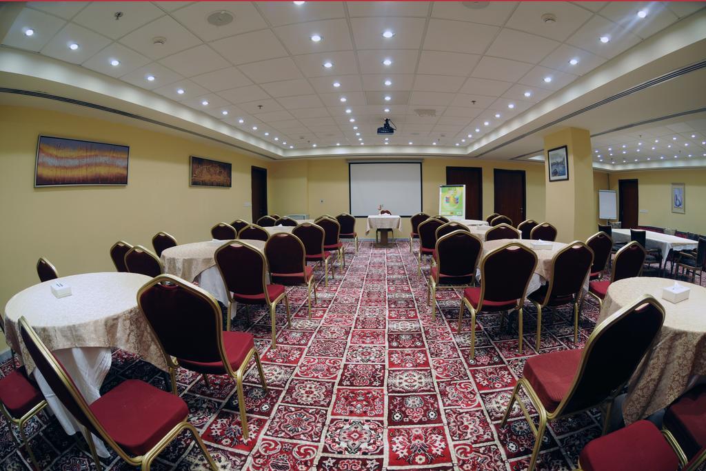 Hala Hotel Ал Хубар Екстериор снимка