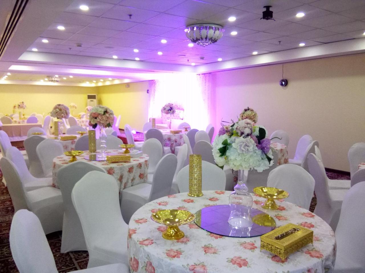 Hala Hotel Ал Хубар Екстериор снимка